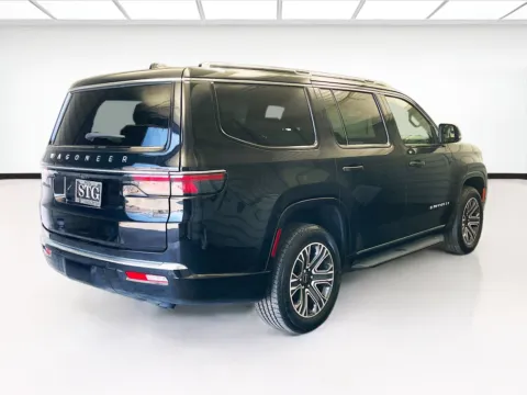 More photos of 2025 Jeep Wagoneer at STG Montclair, CA