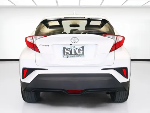 More photos of 2018 Toyota C-HR at STG Montclair, CA