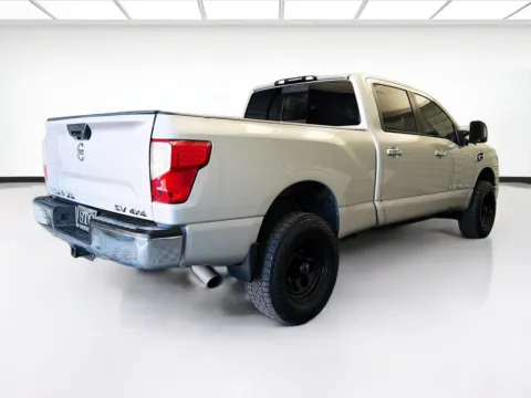 More photos of 2018 Nissan Titan XD SV at STG Montclair, CA