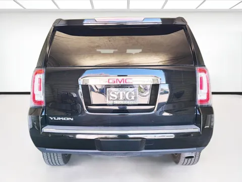 More photos of 2018 GMC Yukon Denali at STG Montclair, CA