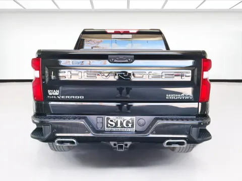 More photos of 2022 Chevrolet Silverado 1500 High Country at STG Montclair, CA