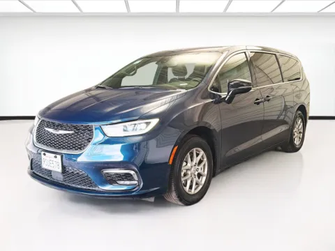 Blue 2025 Chrysler Pacifica Select for sale in Montclair, CA