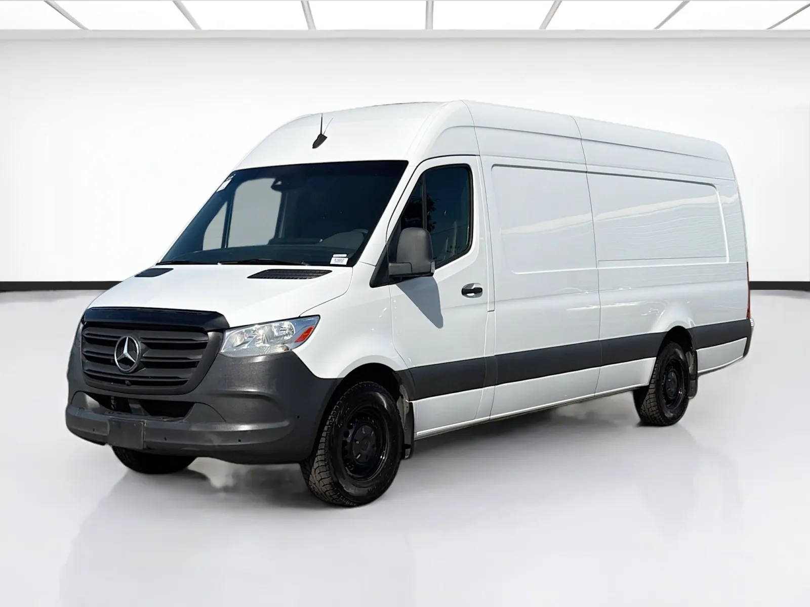 Gray 2023 Mercedes-Benz Sprinter 2500 Cargo 170 WB Extended for sale in Montclair, CA