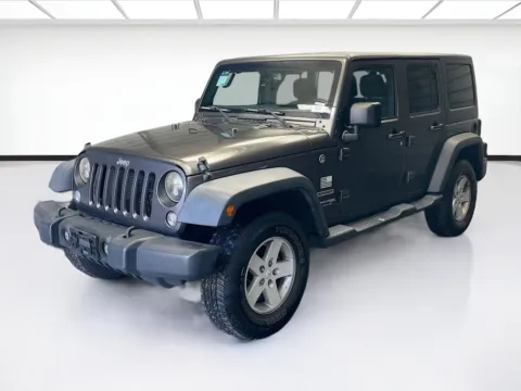 Gray 2018 Jeep Wrangler JK Unlimited Sport for sale in Montclair, CA