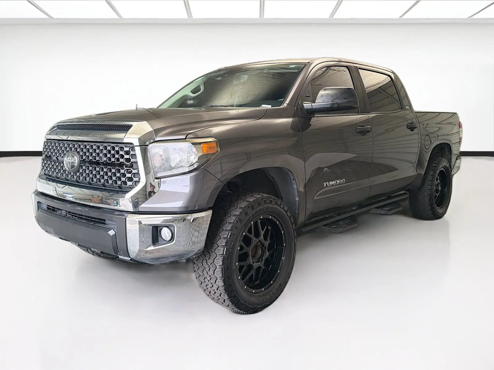 Gray 2019 Toyota Tundra SR5 4.6L V8 for sale in Montclair, CA