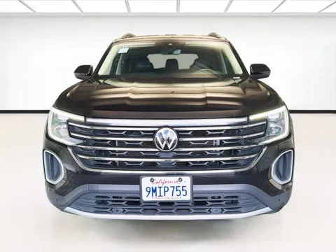 Photos of 2024 Volkswagen Atlas 2.0T SE w/Technology for sale in Montclair, CA at STG Montclair