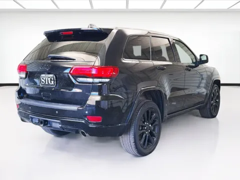 More photos of 2022 Jeep Grand Cherokee WK Laredo X at STG Montclair, CA