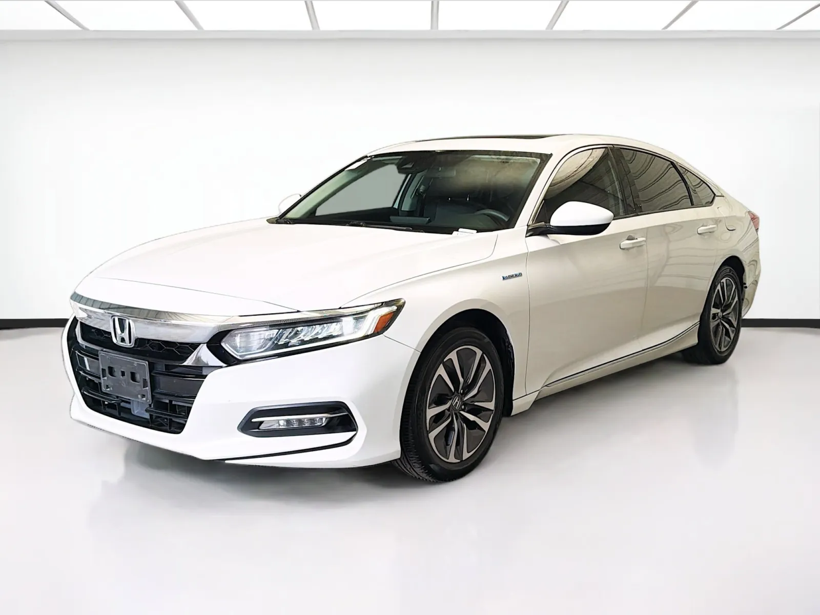 White 2019 Honda Accord Hybrid EX for sale in Montclair, CA