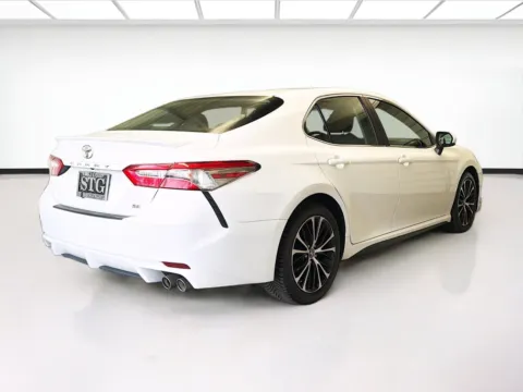 More photos of 2018 Toyota Camry SE at STG Montclair, CA