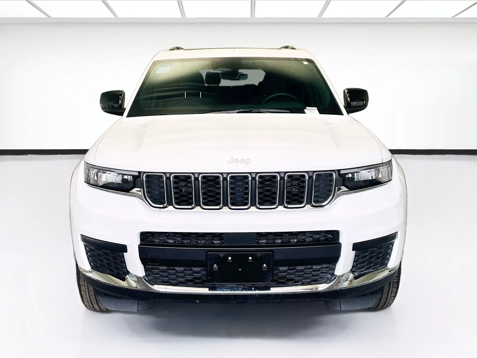 Jeep Grand Cherokee L photo 2