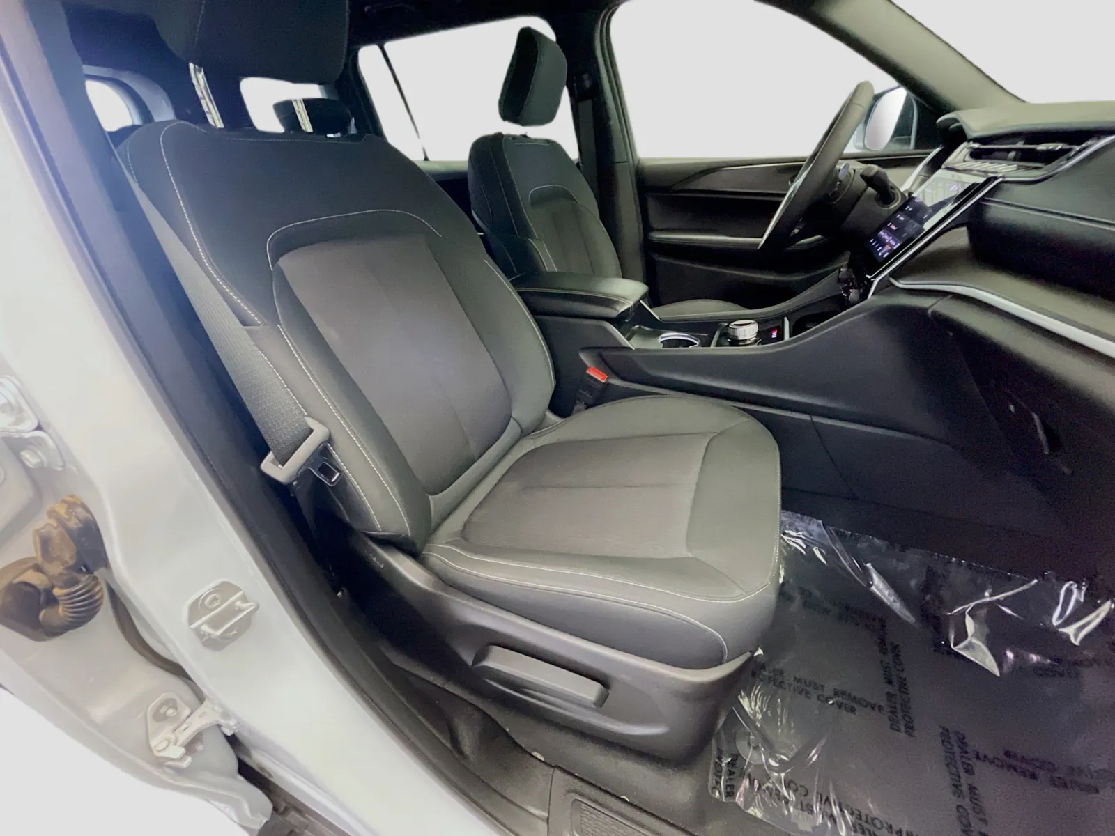 Jeep Grand Cherokee L photo 19