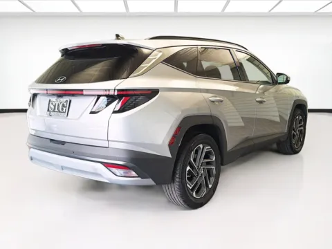 More photos of 2025 Hyundai Tucson Hybrid Limited at STG Montclair, CA