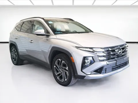 Another view of 2025 Hyundai Tucson Hybrid Limited for sale in Montclair, CA at STG Montclair