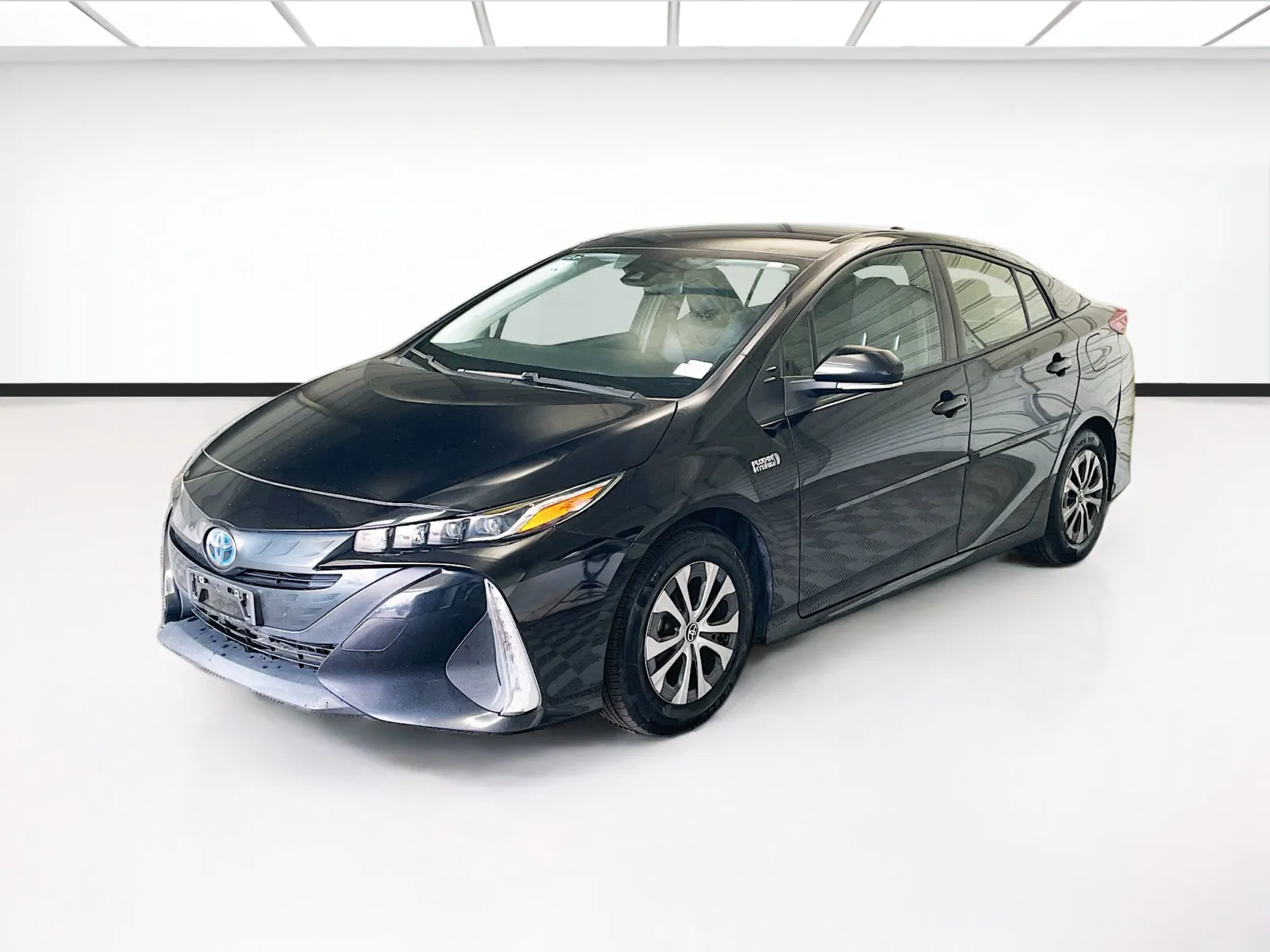 Black 2021 Toyota Prius Prime XLE for sale in Montclair, CA