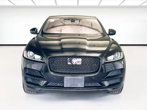 Photos of 2020 Jaguar F-PACE 25t Prestige for sale in Montclair, CA at STG Montclair