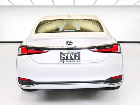 More photos of 2021 Lexus ES 250 at STG Montclair, CA