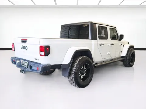 More photos of 2021 Jeep Gladiator Sport at STG Montclair, CA