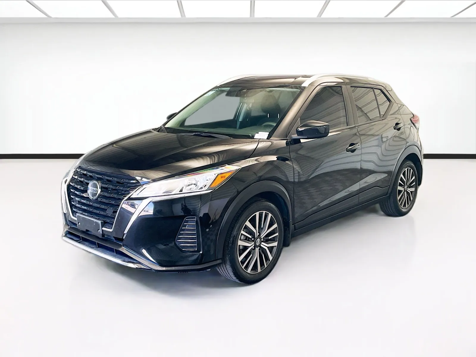 Black 2021 Nissan Kicks SV for sale in Montclair, CA