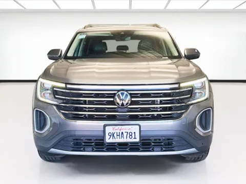 Photos of 2024 Volkswagen Atlas 2.0T SE w/Technology for sale in Montclair, CA at STG Montclair
