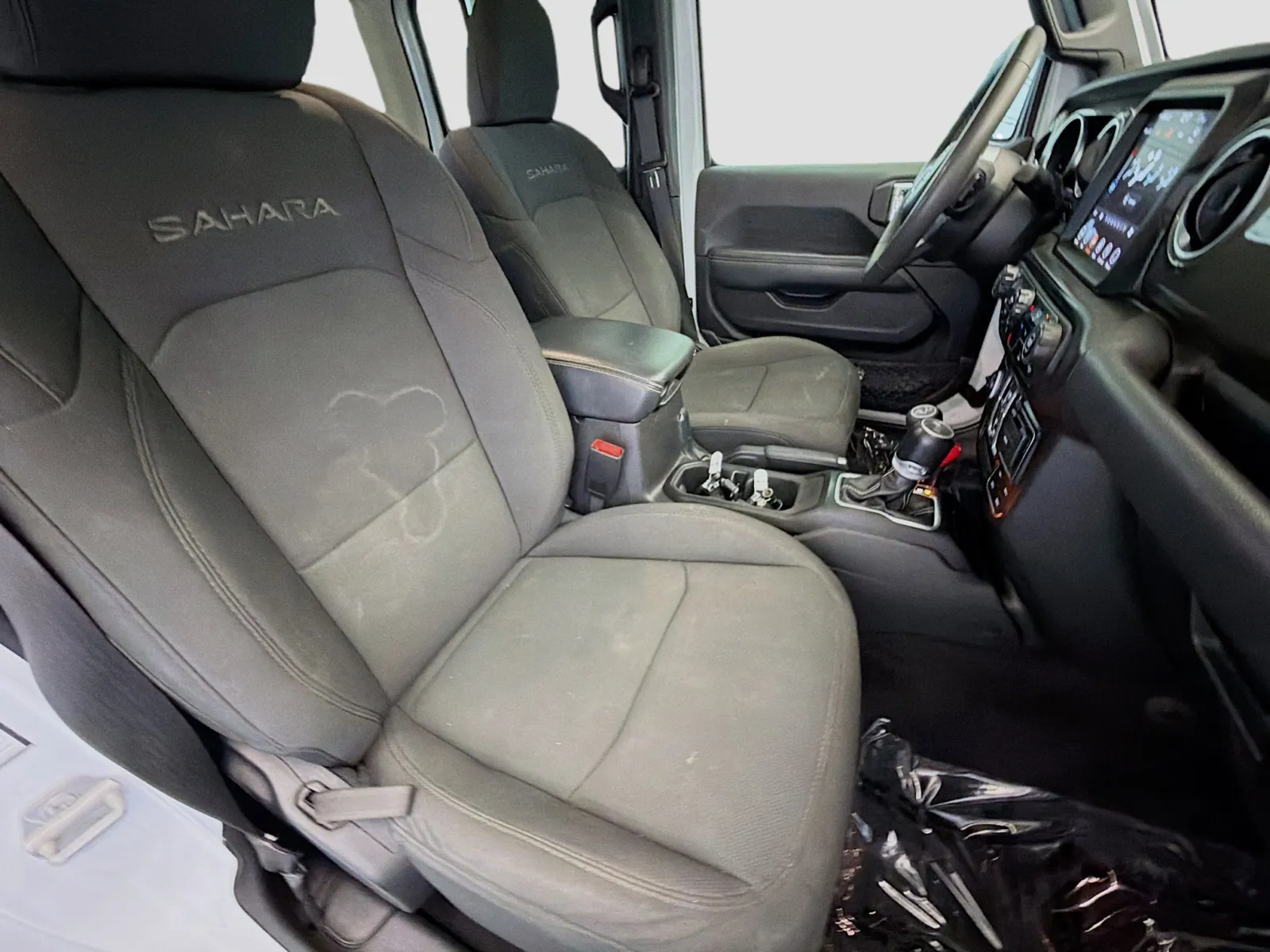 Jeep Wrangler photo 15