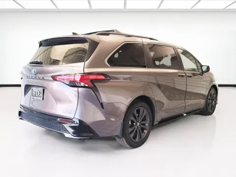More photos of 2021 Toyota Sienna XSE 7 Passenger at STG Montclair, CA
