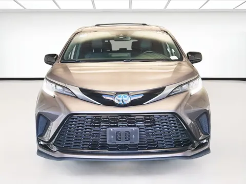 Photos of 2021 Toyota Sienna XSE 7 Passenger for sale in Montclair, CA at STG Montclair