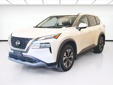 White 2023 Nissan Rogue SV for sale in Montclair, CA