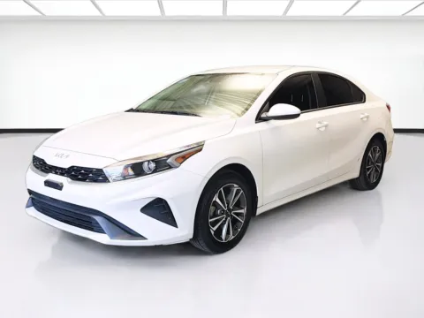White 2024 Kia Forte LXS for sale in Montclair, CA