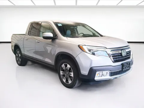 Another view of 2017 Honda Ridgeline RTL-E for sale in Montclair, CA at STG Montclair