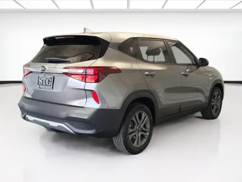 More photos of 2021 Kia Seltos LX at STG Montclair, CA