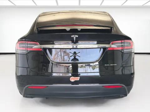 More photos of 2020 Tesla Model X Long Range Plus at STG Montclair, CA