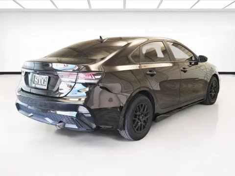 More photos of 2023 Kia Forte LX at STG Montclair, CA