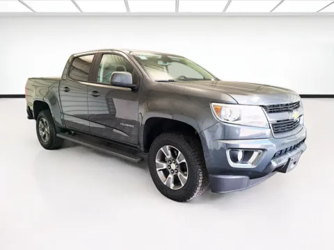 Another view of 2017 Chevrolet Colorado Z71 for sale in Montclair, CA at STG Montclair