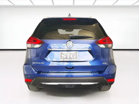 More photos of 2019 Nissan Rogue SV at STG Montclair, CA