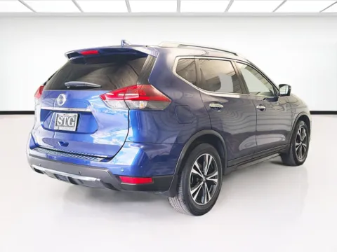 More photos of 2019 Nissan Rogue SV at STG Montclair, CA