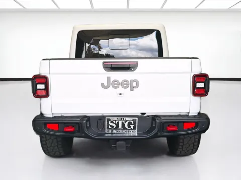More photos of 2020 Jeep Gladiator Rubicon at STG Montclair, CA
