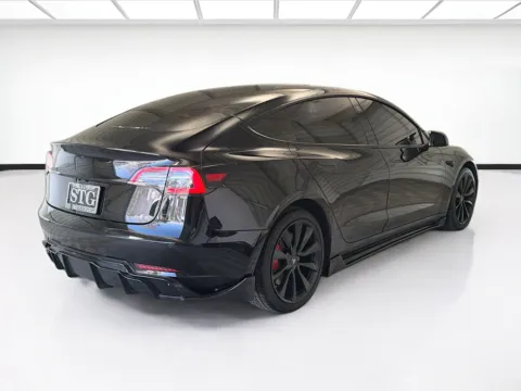 More photos of 2018 Tesla Model 3 Long Range at STG Montclair, CA