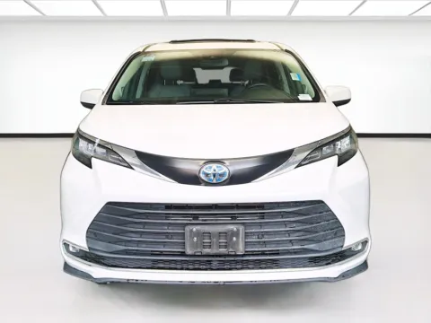 Photos of 2024 Toyota Sienna XLE 7 Passenger for sale in Montclair, CA at STG Montclair