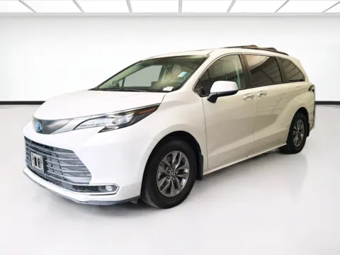 Unknown 2024 Toyota Sienna XLE 7 Passenger for sale in Montclair, CA