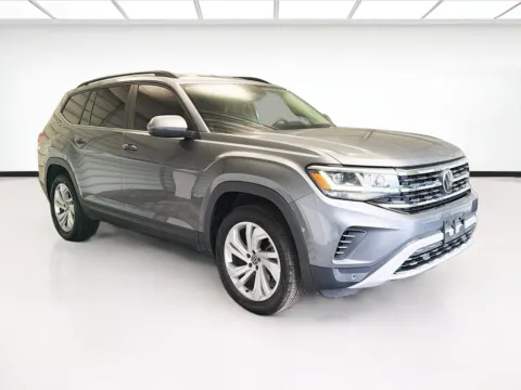 Another view of 2023 Volkswagen Atlas SE w/Tech for sale in Montclair, CA at STG Montclair