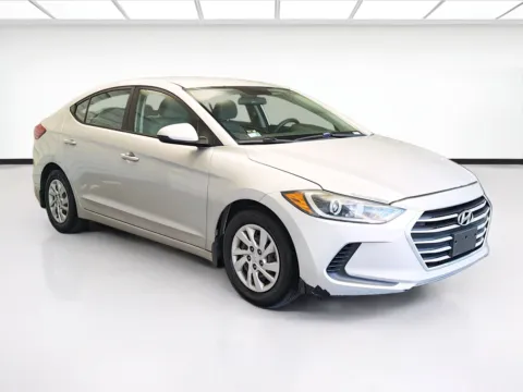 Another view of 2018 Hyundai Elantra SE for sale in Montclair, CA at STG Montclair