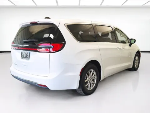 More photos of 2025 Chrysler Pacifica Select at STG Montclair, CA