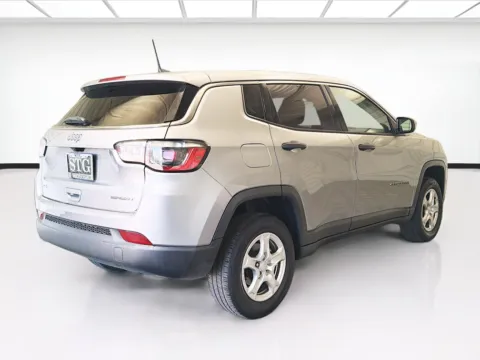 More photos of 2022 Jeep Compass Sport at STG Montclair, CA