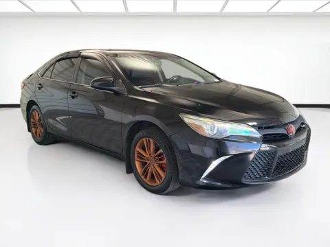 Another view of 2017 Toyota Camry SE for sale in Montclair, CA at STG Montclair