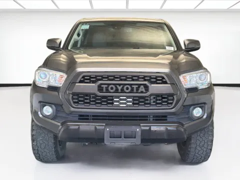 Photos of 2022 Toyota Tacoma SR5 V6 for sale in Montclair, CA at STG Montclair
