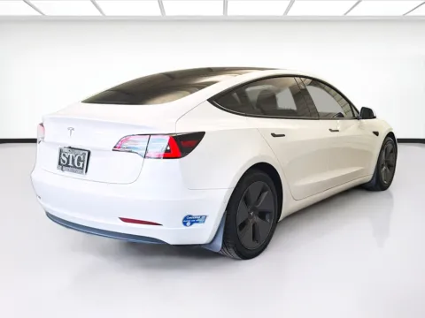 More photos of 2021 Tesla Model 3 Standard Range Plus at STG Montclair, CA