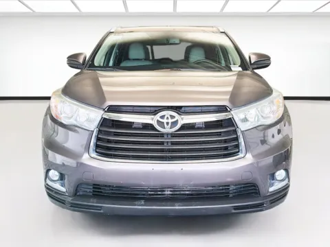 Photos of 2016 Toyota Highlander Limited for sale in Montclair, CA at STG Montclair