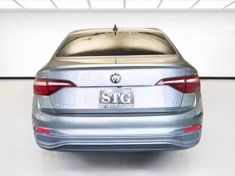 More photos of 2022 Volkswagen Jetta 1.5T SE at STG Montclair, CA