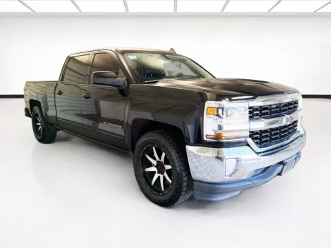 Another view of 2018 Chevrolet Silverado 1500 LT LT1 for sale in Montclair, CA at STG Montclair