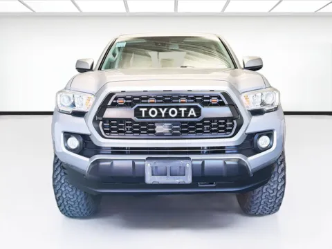 Photos of 2018 Toyota Tacoma SR5 V6 for sale in Montclair, CA at STG Montclair